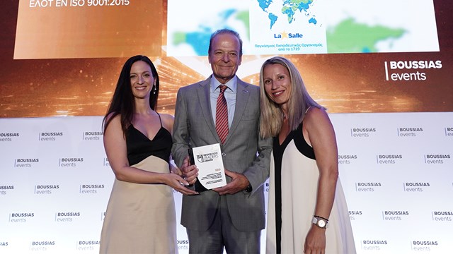 Χρυσό Βραβείο στα Educational  Awards 2025 για τα Εκπαιδευτήρια ΔΕΛΑΣΑΛ Σύρου