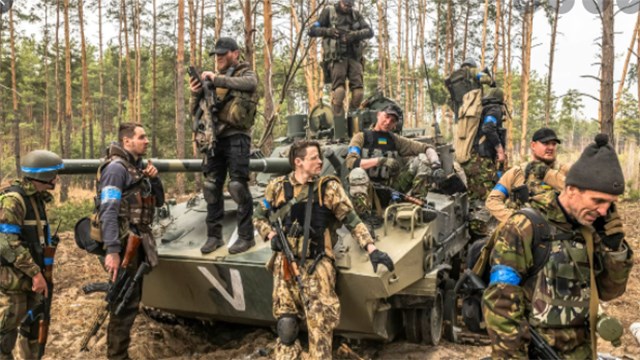 Ουκρανία: Τα στρατεύματα που υπερασπίζονται το Χάρκοβο έφθασαν στα σύνορα με τη Ρωσία