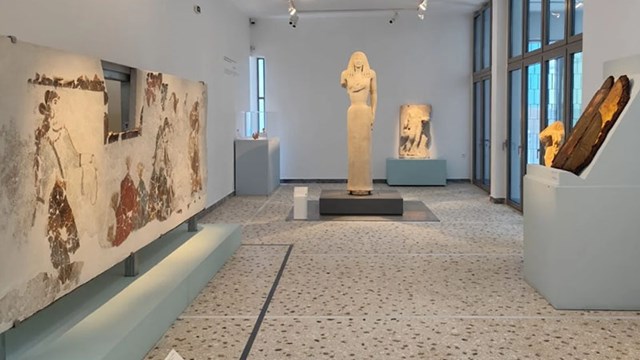 Θήρα: Εγκαινιάστηκε το πλήρως ανακαινισμένο Αρχαιολογικό Μουσείο