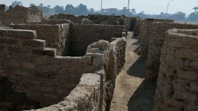Αίγυπτος: Ανακαλύφθηκε η χαμένη «Χρυσή πόλη» 3.000 ετών κοντά στο Λούξορ