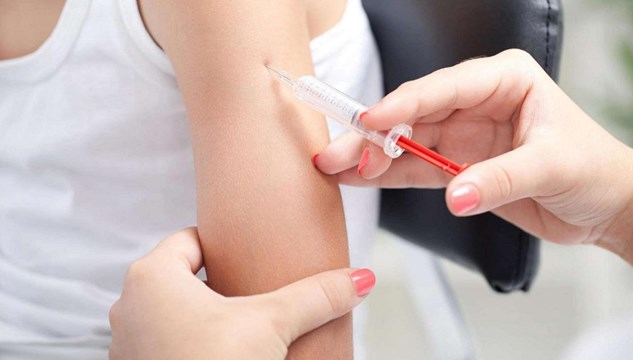 Εμβολιασμός: Ανοίγει σήμερα η πλατφόρμα των ραντεβού για παιδιά άνω των 12 ετών