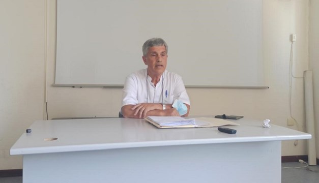 Ολοκλήρωσε την ιατρική του πορεία στο Γενικό Νοσοκομείο Σύρου, ο  ουρολόγος, Γιάννης Γαβριήλ