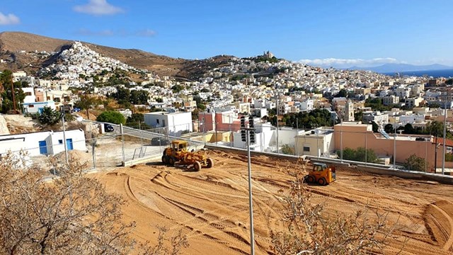 Προχωρά η κατασκευή γηπέδου 5χ5 στην περιοχή Καμίνια