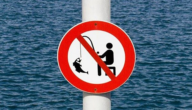Απαγορεύονται ψάρεμα, ψαροτούφεκο, κολύμπι και μέσα αναψυχής