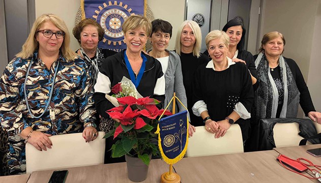 Πρόεδρος του Ομίλου Inner Wheel Σύρου η Ιωάννα Μαραγκού