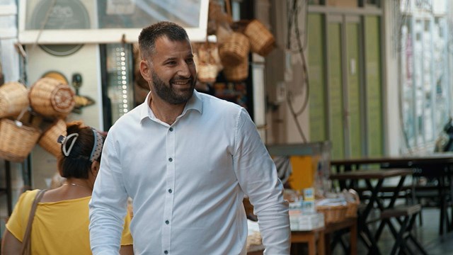 Γιάννης Βουτσίνος: "Καταδικάζουμε τα θλιβερά γεγονότα που δεν συνάδουν με όσα η Σύρος ως πρεσβεύει"