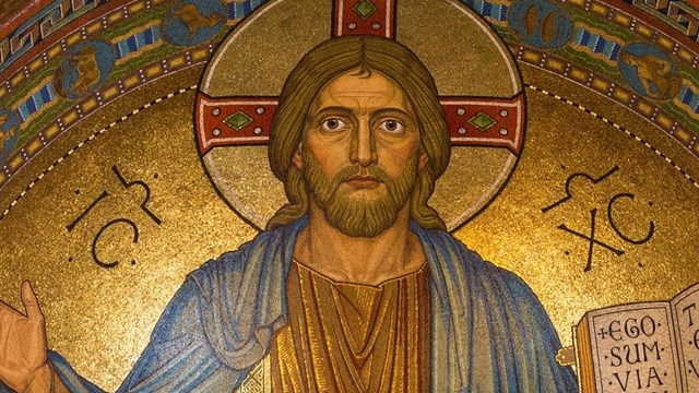 O Χριστός καλεί τους πρώτους μαθητές Του, ενώ οδηγεί θαυματουργικά τα ψάρια στα δίχτυα τους  (Λουκά 5, 1-11)