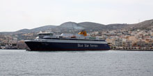 Ημίωρη προγραμματισμένη καθυστέρηση του Blue Star Ιθάκη στο δρομολόγιο του Σαββάτου για Τήνο